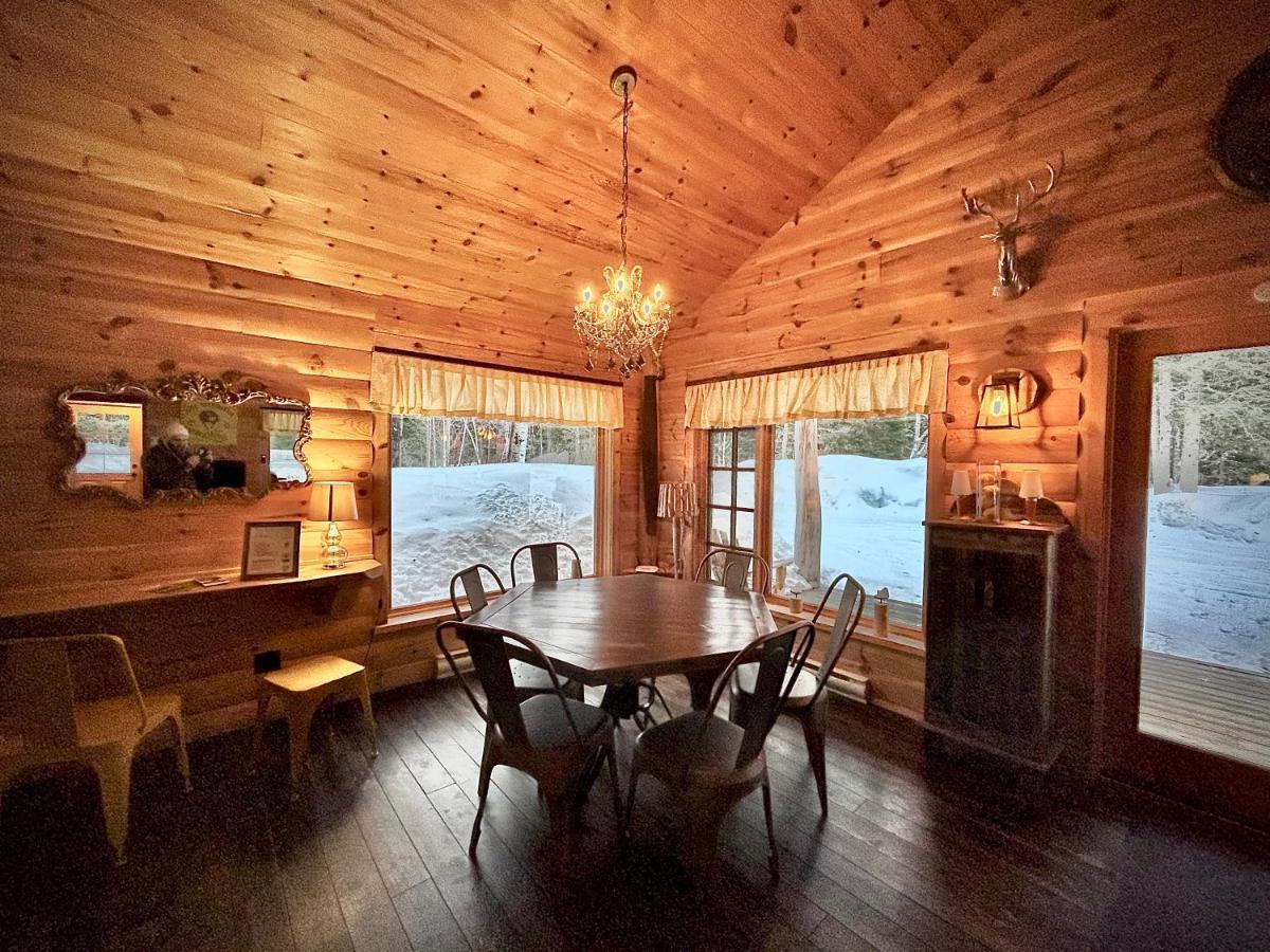 Woody - Chalets De Moh La Malbaie Eksteriør billede